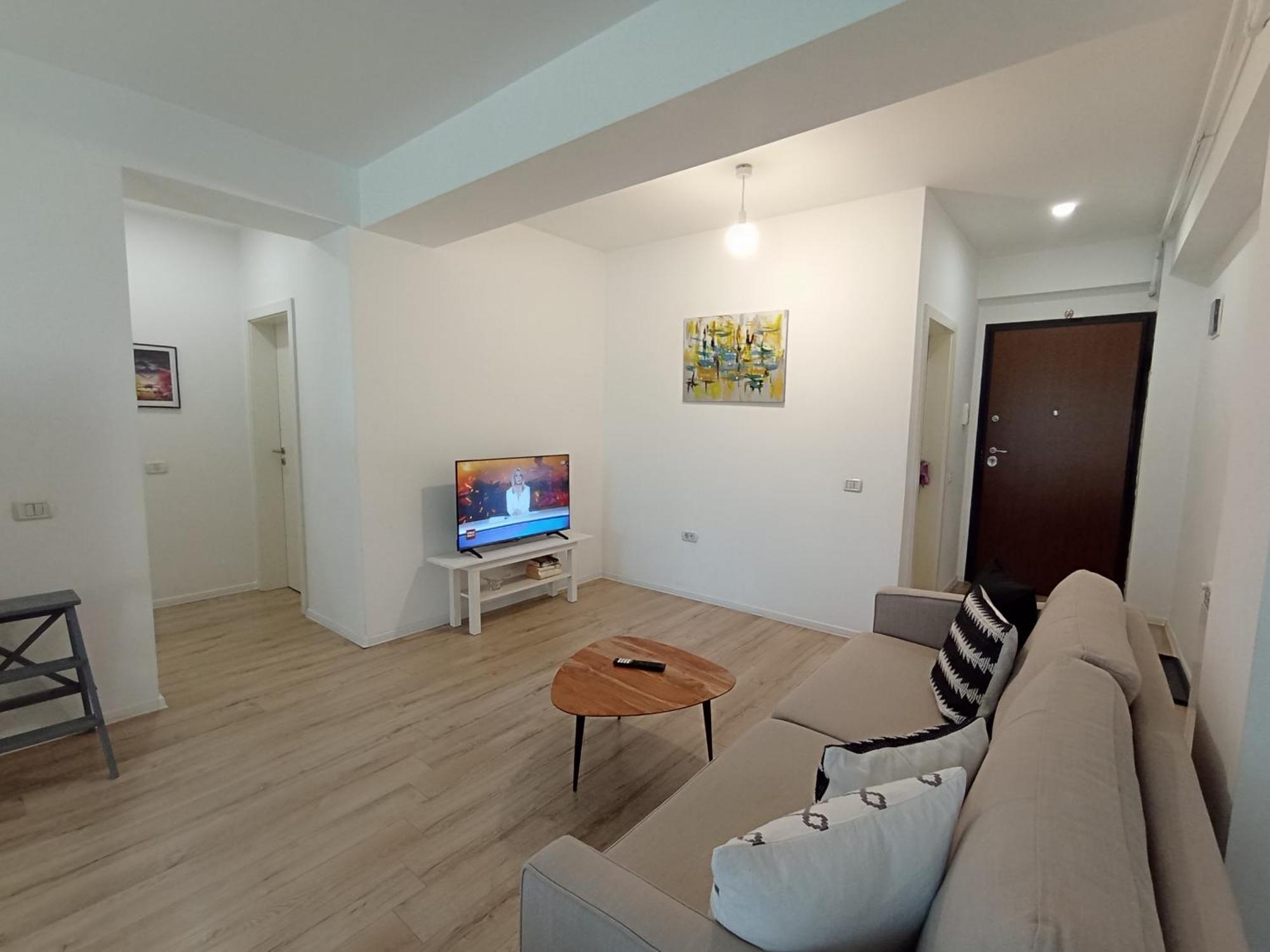 Art Apartment *